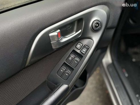 Kia Cerato 2011 - фото 15