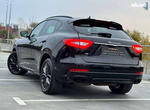 Maserati Levante 2018 - фото 13