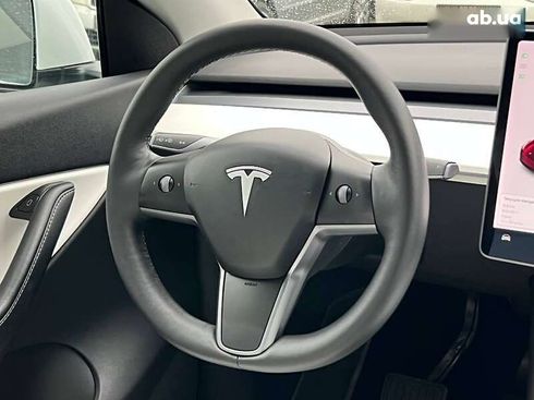 Tesla Model Y 2021 - фото 16