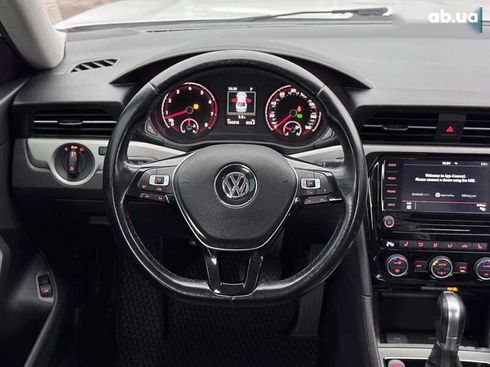 Volkswagen Passat 2019 - фото 26