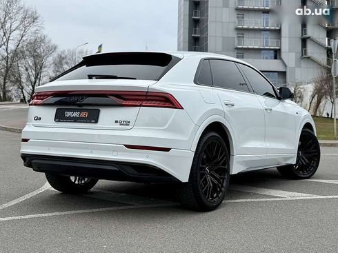 Audi Q8 2023 - фото 14