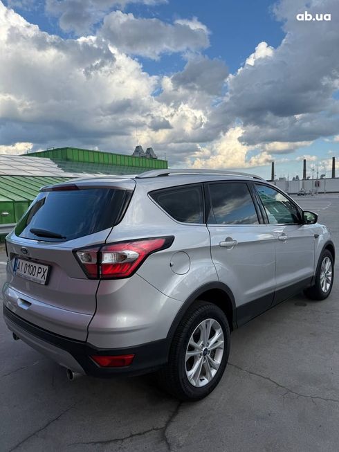 Ford Kuga 2019 - фото 8