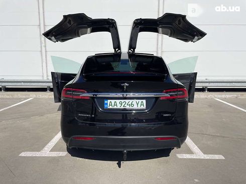 Tesla Model X 2018 - фото 16