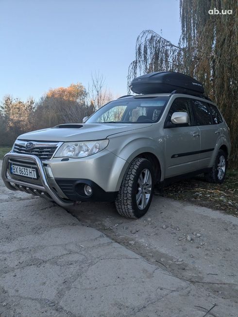 Subaru Forester 2009 бежевый - фото 9