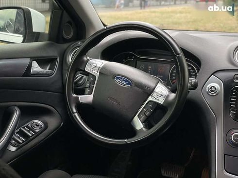 Ford Mondeo 2011 - фото 14