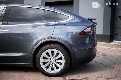 Tesla Model X 2018 - фото 6