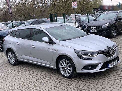 Renault Megane 2018 - фото 7