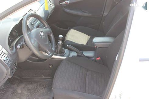Toyota Corolla 2009 - фото 19