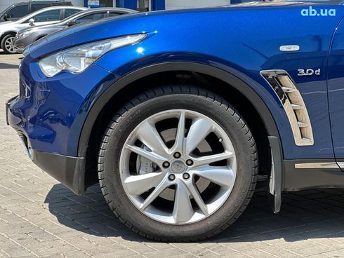 Infiniti QX70 2016 синий - фото 12