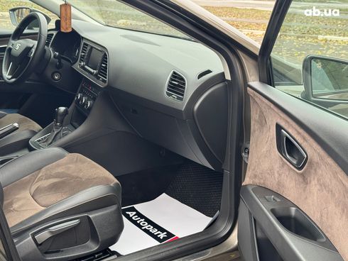 SEAT Leon 2016 коричневый - фото 15