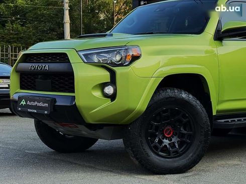 Toyota 4Runner 2021 - фото 7