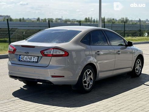 Ford Mondeo 2010 - фото 17