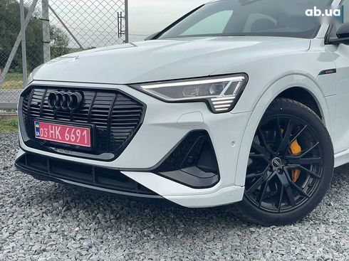 Audi E-Tron 2022 - фото 3