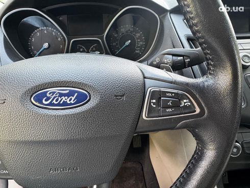 Ford Focus 2016 белый - фото 14