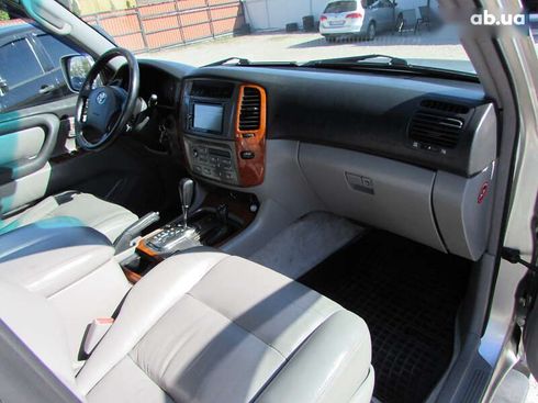 Toyota Land Cruiser 2004 - фото 18