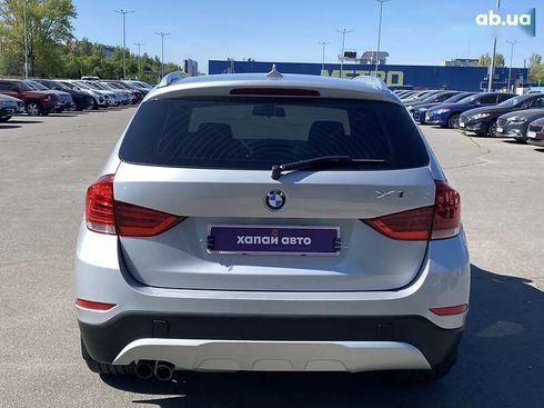BMW X1 2014 - фото 8