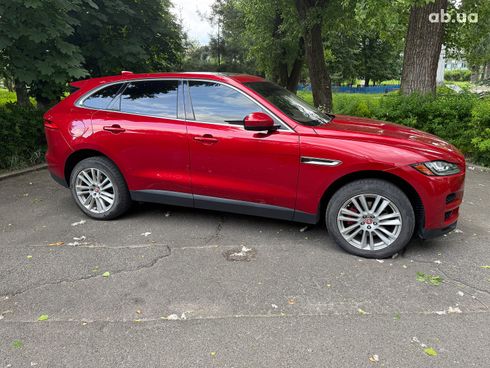 Jaguar F-Pace 2016 красный - фото 4