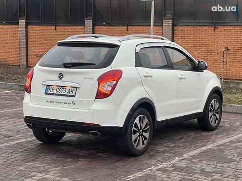 SsangYong Korando 2014 - фото 9