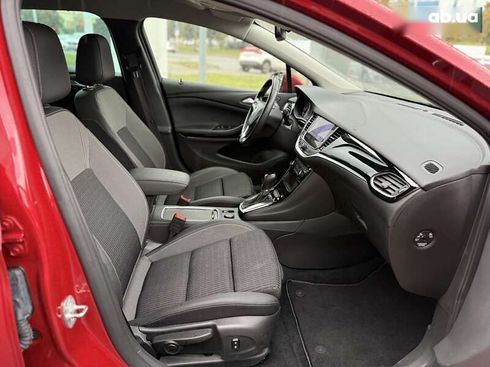 Opel Astra 2020 - фото 11