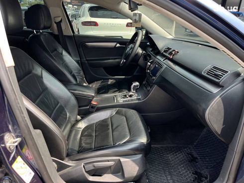 Volkswagen passat b7 2011 синий - фото 21