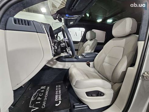 Porsche Cayenne 2022 - фото 23