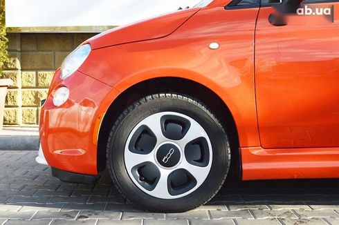 Fiat 500E 2017 - фото 7