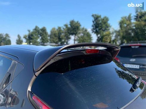 Nissan Juke 2019 - фото 16