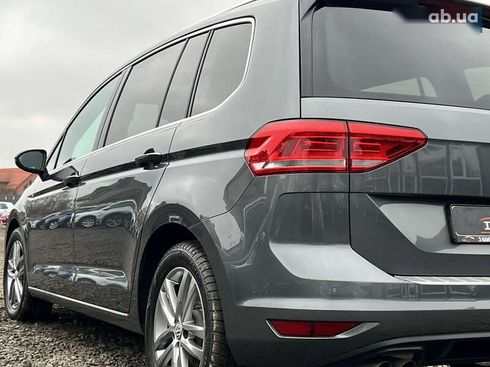 Volkswagen Touran 2020 - фото 11