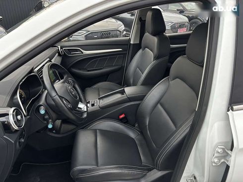 MG ZS EV 2020 - фото 20