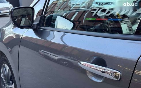 Nissan Leaf 2018 - фото 8