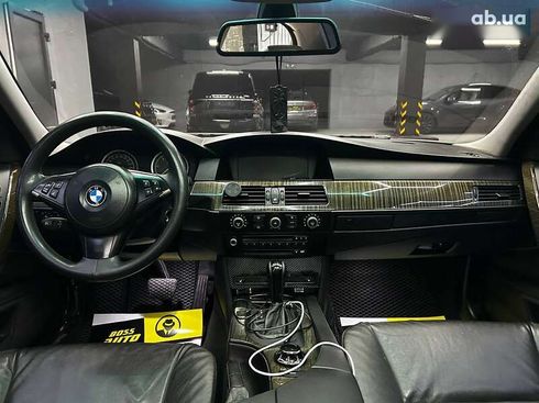 BMW 5 серия 2004 - фото 16
