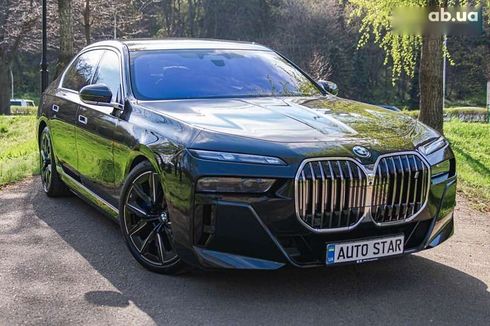 BMW i7 2022 - фото 2