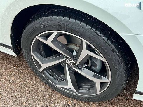 Volkswagen Passat 2021 - фото 17