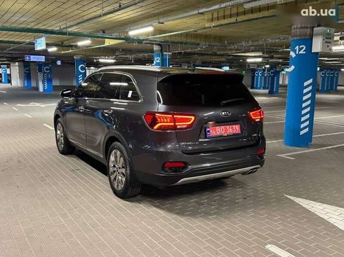 Kia Sorento 2018 - фото 4