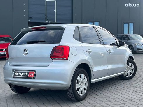 Volkswagen Polo 2011 серый - фото 8