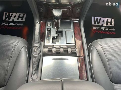 Lexus LX 2010 - фото 17