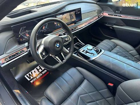 BMW 7 серия 2023 - фото 9