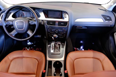 Audi A4 2010 белый - фото 7