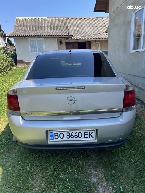 Opel Vectra 2003 серебристый - фото 10