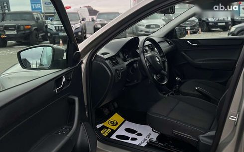 Skoda Rapid 2013 - фото 9