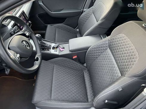 Skoda Superb 2022 - фото 21
