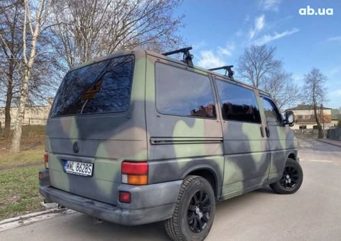 Volkswagen Transporter 2002 зеленый - фото 10