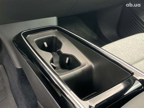 Volkswagen ID.4 2023 серый - фото 23