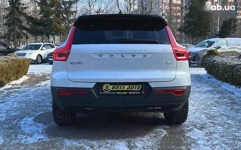 Volvo XC40 2021 - фото 6