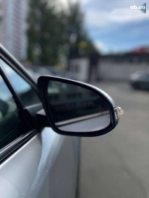 Toyota C-HR 2019 - фото 4
