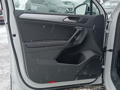 Volkswagen Tiguan 2024 белый - фото 41