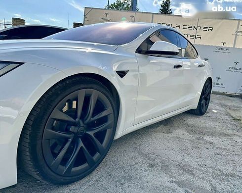 Tesla Model S 2021 - фото 6