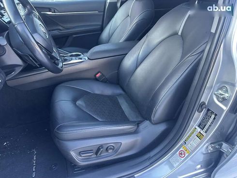 Toyota Camry 2018 - фото 18