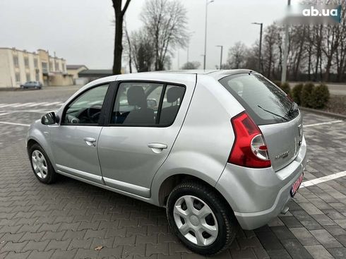 Dacia Sandero 2008 - фото 8