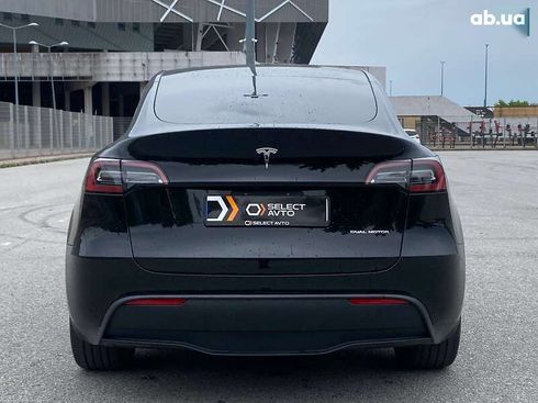 Tesla Model Y 2023 - фото 3